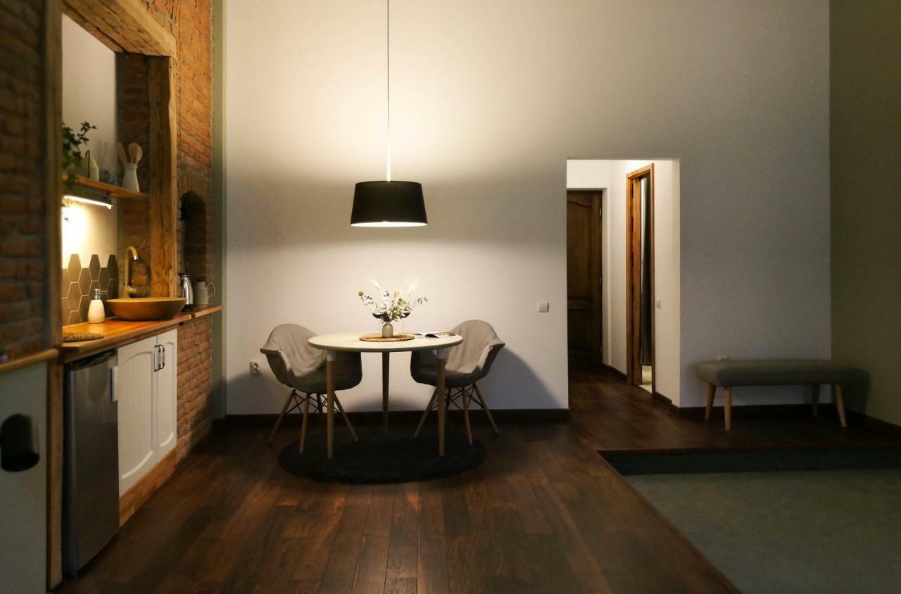 Zada Studio - Old City Center Brasov Luaran gambar