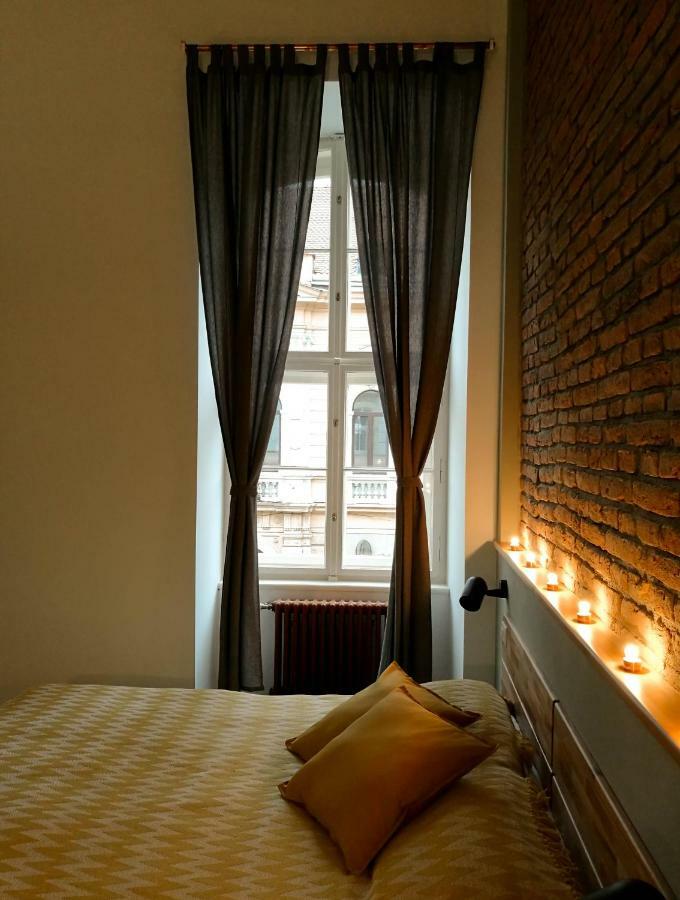 Zada Studio - Old City Center Brasov Luaran gambar